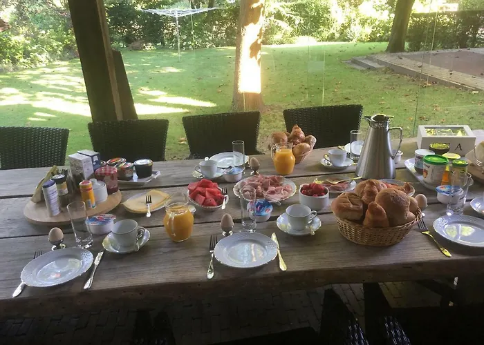 De Kees Bed and Breakfast 3*